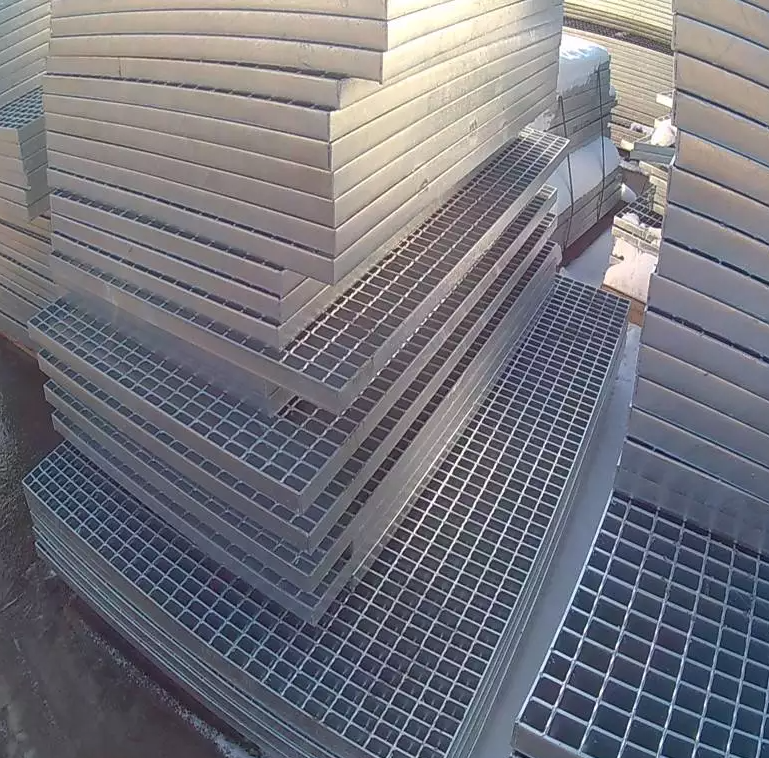 重型鋼格柵5mm厚適用于污水廠(chǎng)、水泥廠(chǎng)